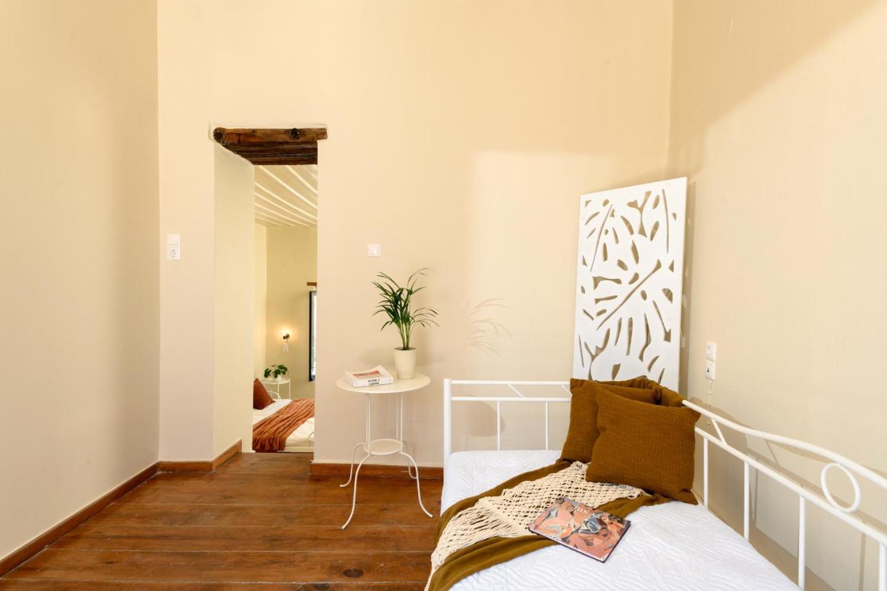 Monastery Apartment, A Unique House Hriszí Aktí Haniá Kültér fotó